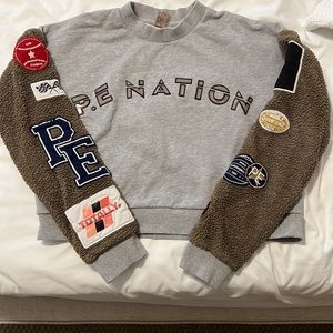Sherpa sleeve PE nation sweater
